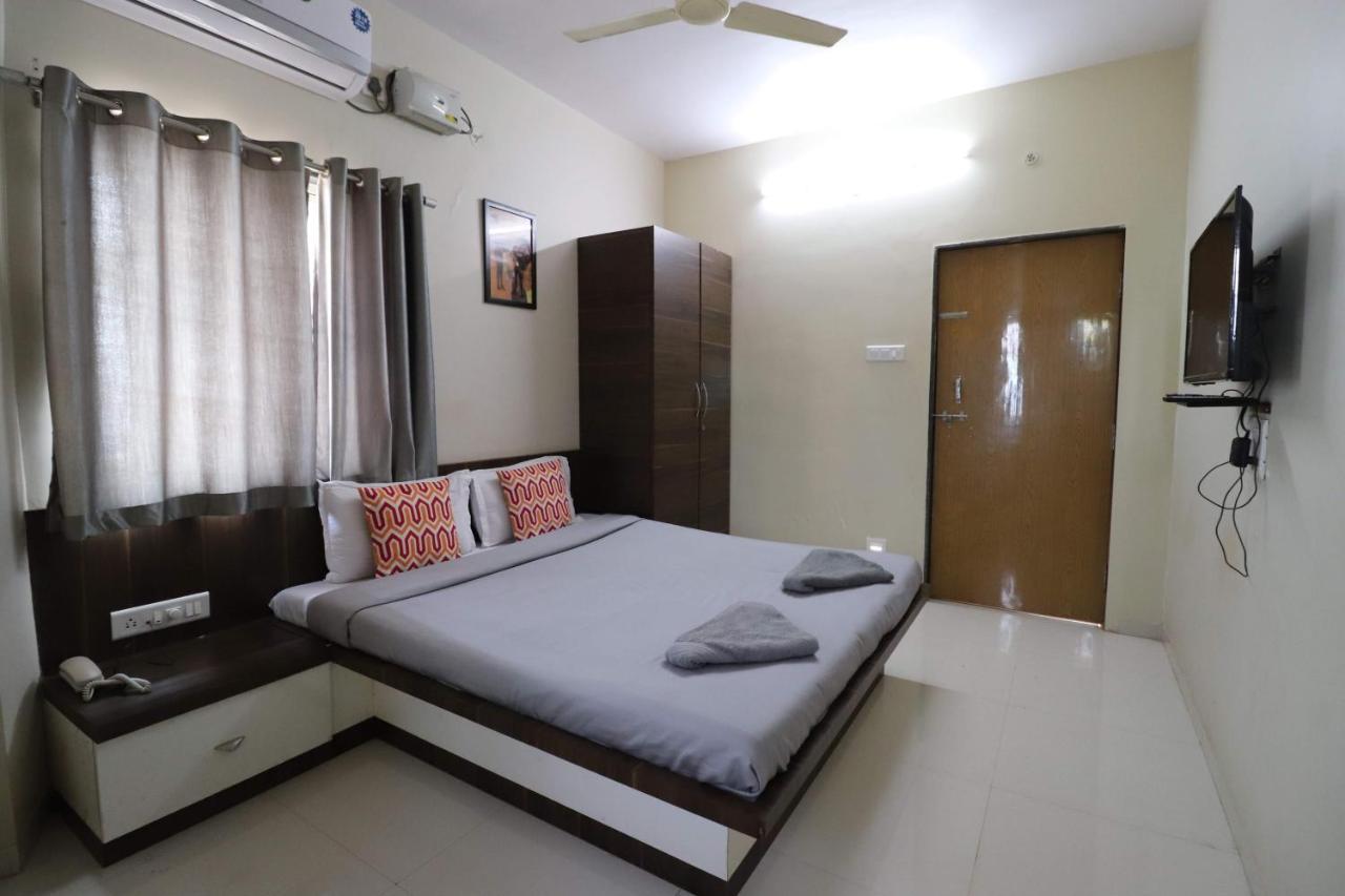 Hillview Rooms Panchgani Exterior photo